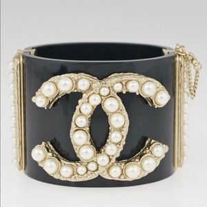 CHANEL 2012 Cuff